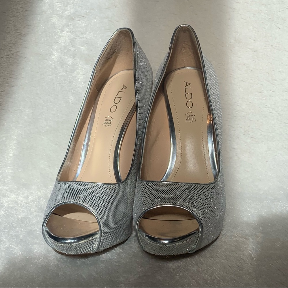 Aldo Women’s Peep Toe Metallic Silver Stiletto Heels